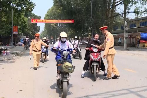Xử lý nghiêm thanh thiếu niên, học sinh vi phạm giao thông