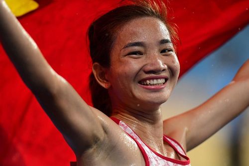 Nguyễn Thị Oanh tranh tài tại giải chạy lâu đời nhất Việt Nam