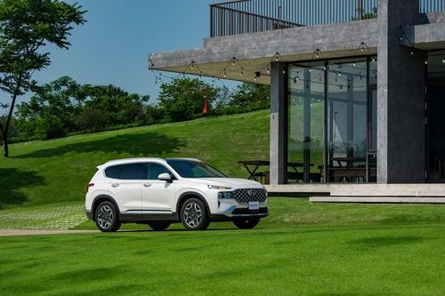 Bất chấp Tết nguyên đán, hơn 2.000 xe Hyundai đã được bán
