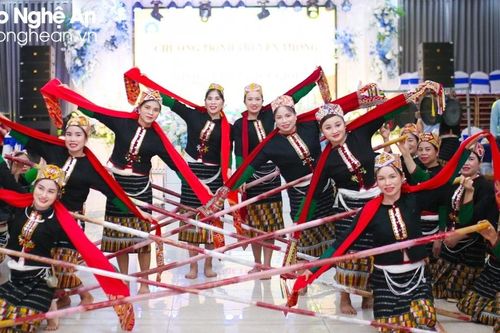 Giao lưu dân số 'Tình ca miền biên giới'