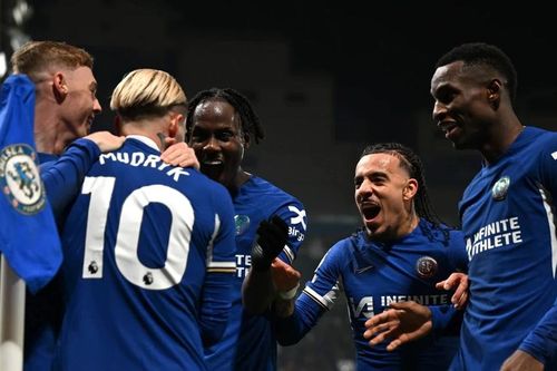 Chelsea giành chiến thắng kịch tính trước Newcastle United