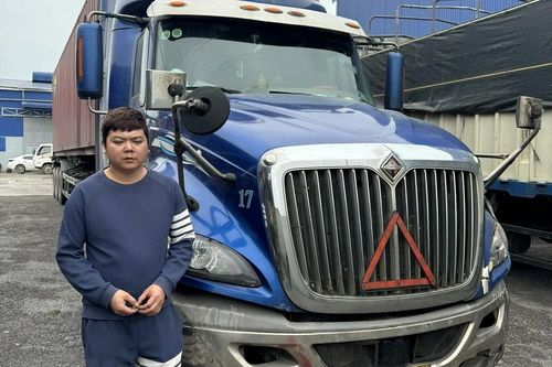 Thanh Hóa: Tạm giữ đối tượng điều khiển xe container đâm vào xe CSGT