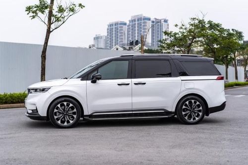 Sau 3 năm lăn bánh, MPV gia đình Kia Carnival 'lướt' lên sàn xe cũ với giá ngỡ ngàng