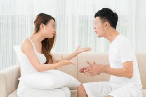 Chồng ngoại tình, cho nhân tình 300 triệu, còn khuyên vợ nên có bạn trai để hiểu cho cảm giác của mình