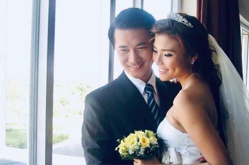 Thúy Diễm bị đào lại ảnh cưới cách đây 14 năm với một sao nam Vbiz: Không phải Lương Thế Thành!