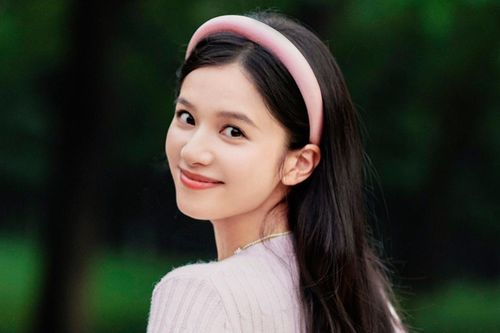 Trương Tịnh Nghi 'hẹn hò' với em trai Phạm Băng Băng?