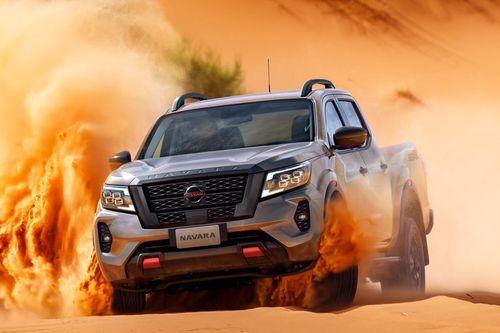 Bảng giá xe Nissan tháng 3/2024: Bán tải Navara ưu đãi 100% lệ phí trước bạ