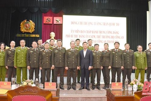 Thứ trưởng Bộ Công an Trần Quốc Tỏ thăm và làm việc tại Công an tỉnh Thanh Hóa