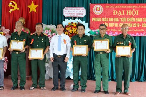 Thị trấn An Châu tổ chức Đại hội điểm phong trào thi đua 'Cựu chiến binh gương mẫu' lần thứ VII
