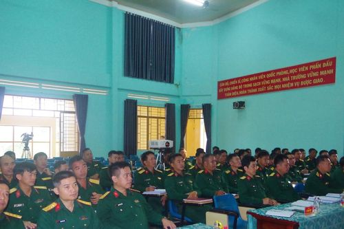 Hơn 60 học viên dự tập huấn Dân quân tự vệ, Giáo dục quốc phòng và an ninh