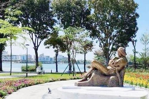 Chỉnh trang không gian hai bờ sông Hương