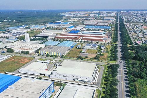 Cao su Việt Nam (GVR) muốn bán vốn loạt doanh nghiệp niêm yết, gồm cả 'đại gia' khu công nghiệp