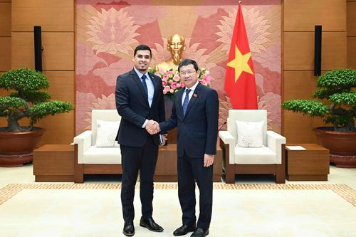 Chủ nhiệm Ủy ban Đối ngoại Vũ Hải Hà tiếp Đại sứ Venezuela tại Việt Nam