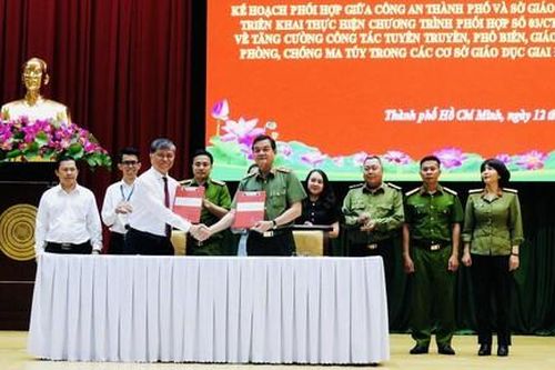 Công an TPHCM và Sở GD-ĐT: Phối hợp đấu tranh, ngăn ngừa ma túy xâm nhập học đường