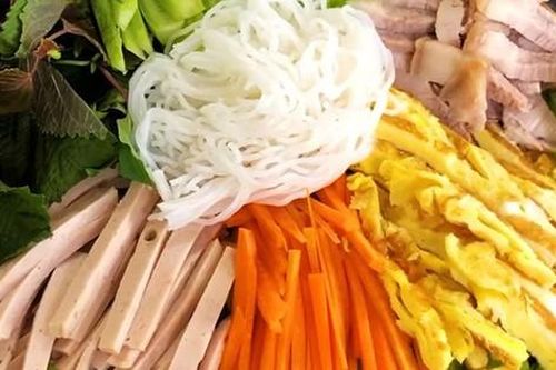 Công thức làm món gỏi cuốn thập cẩm cả nhà ai cũng mê