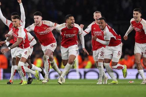 Kết quả vòng 1/8 Champions League: Arsenal vào tứ kết sau 14 năm
