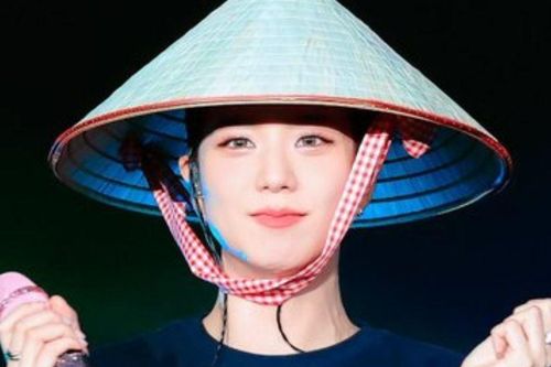 Jisoo Blackpink ủng hộ toàn bộ tiền thu được từ kênh YouTube riêng cho dự án rừng ngập mặn của Việt Nam