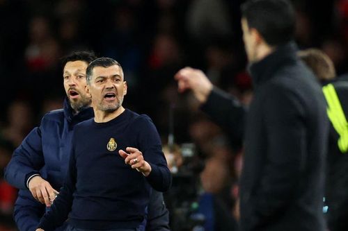 Thua trận, HLV Porto tố Arteta của Arsenal đã 'xúc phạm gia đình đồng nghiệp'