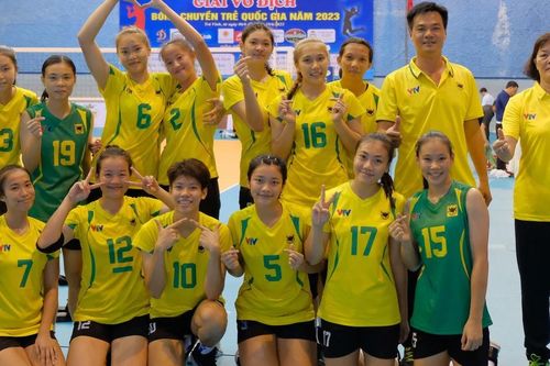 Ngôi sao bóng chuyền nữ Việt Nam 19 tuổi vượt qua một loạt tên tuổi, lập thành tích đặc biệt trên BXH thế giới 2024