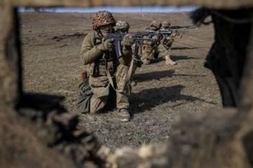 Quân sự thế giới hôm nay (13-3): Mỹ viện trợ 300 triệu USD vũ khí cho Ukraine, Belarus kiểm tra toàn diện khả năng SSCĐ của quân đội
