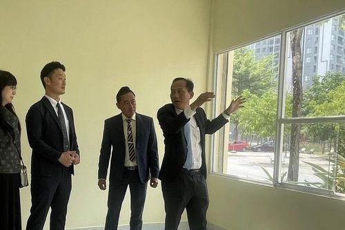 Đoàn công tác Nhật Bản làm việc với Bệnh viện huyện Bình Chánh