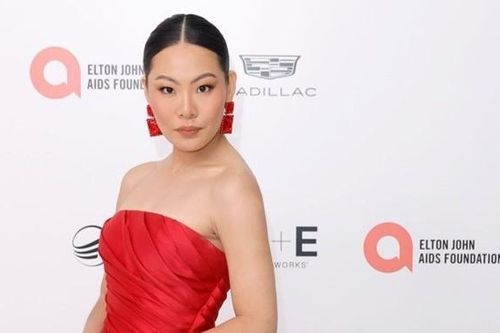 Oscar 2024: Dàn mỹ nhân quốc tế diện đầm của nhà thiết kế Việt Nam