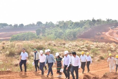 Bộ trưởng Tài Nguyên và Môi trường Đặng Quốc Khánh làm việc với tỉnh Đăk Nông và Công ty Nhôm Đăk Nông- TKV
