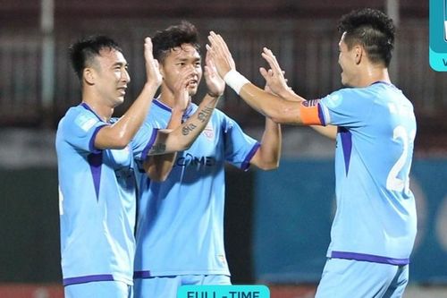 Tiến Linh ghi bàn trước ngày lên ĐT Việt Nam, Bình Dương đi tiếp