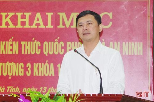 Bồi dưỡng kiến thức quốc phòng, an ninh cho 94 học viên đối tượng 3