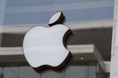 Apple cho phép người dùng EU tải ứng dụng ngoài kho App Store
