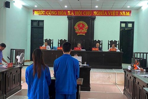 Huế: Rủ nhau mua bán ma túy, hai vợ chồng nhận cái kết đắng