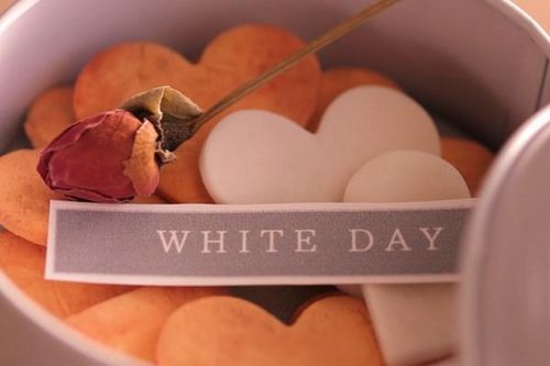 Valentine Trắng là ngày gì?