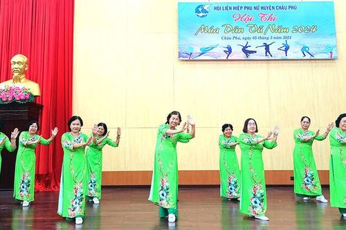 Sôi nổi phong trào múa dân vũ