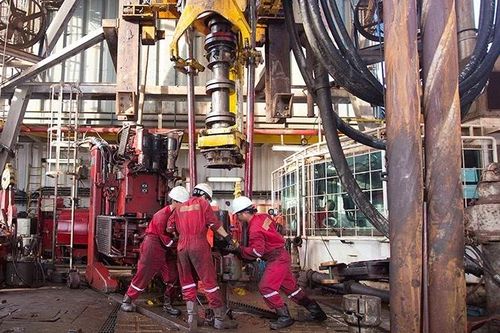 Ngành dầu khí tăng tốc đầu tư, sản xuất