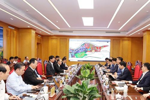 Thường trực Tỉnh ủy làm việc với Tập đoàn Hateco
