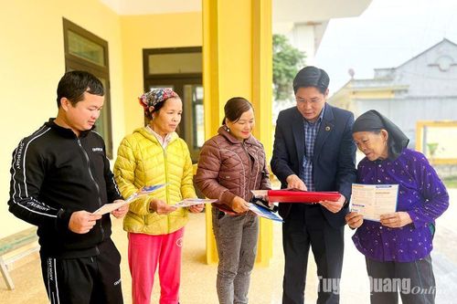 Quan tâm tạo nguồn cán bộ trẻ