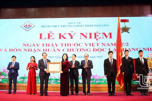 Bệnh viện Trung ương Thái Nguyên: Xứng danh đơn vị Anh hùng Lao động thời kỳ đổi mới