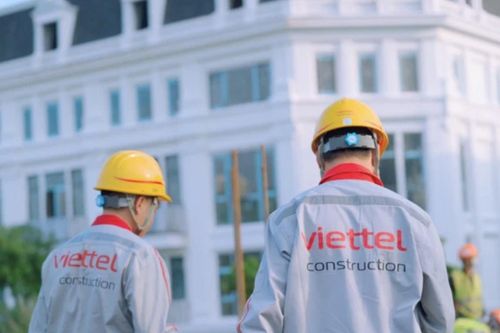 Triển vọng cổ phiếu 'họ Viettel' liên tục phá đỉnh