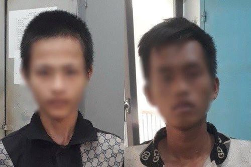 Khởi tố 2 đối tượng cướp tài sản