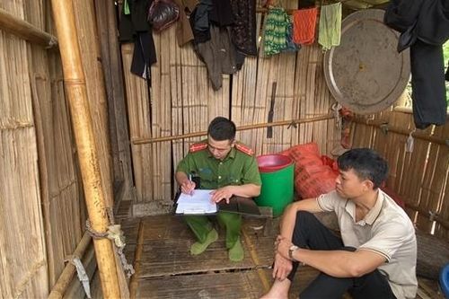 Đấu tranh xóa bỏ tôn giáo bất hợp pháp 'Chữ thập vải đỏ'