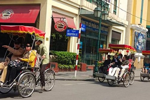 Lượng khách tăng cao nhưng ngành du lịch vẫn khó khăn