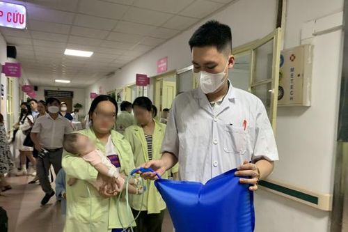 Gia tăng nhiều bệnh do thời tiết giao mùa