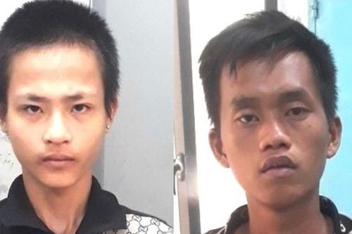 'Dơi đêm' ẩn nấp trong nhà dân, chờ thời cơ 'gắp mồi'