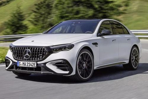 Mercedes ra mắt mẫu xe mới hiệu suất cao