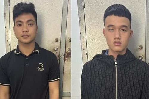 Mẹ mâu thuẫn với hàng xóm, con trai dùng súng bắn đe dọa