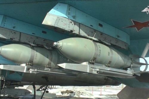 Bom lượn 300kg của Nga tấn công các mục tiêu ở Ukraine