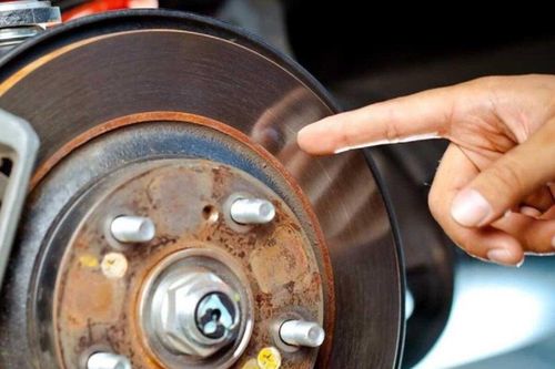 Bụi phanh - tác nhân gây hư hại vành ô tô ít ai ngờ
