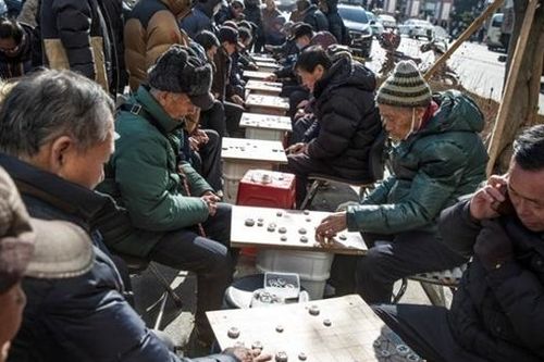 Đông Á với cuộc chiến sinh con
