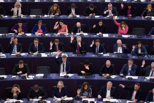 EU, Mỹ đi đầu thế giới về định hình luật quản lý trí tuệ nhân tạo