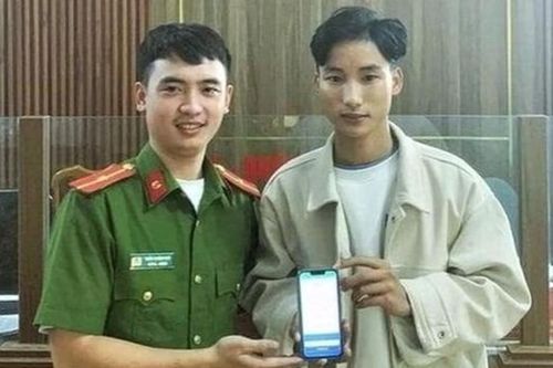 Nam sinh trả lại số tiền 200 triệu đồng do người khác chuyển nhầm